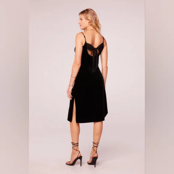 Band of Gypsies | Dresses | Nwt Girl Crush Black Velvet Midi Dress Xs Band  Of The Free | Poshmark